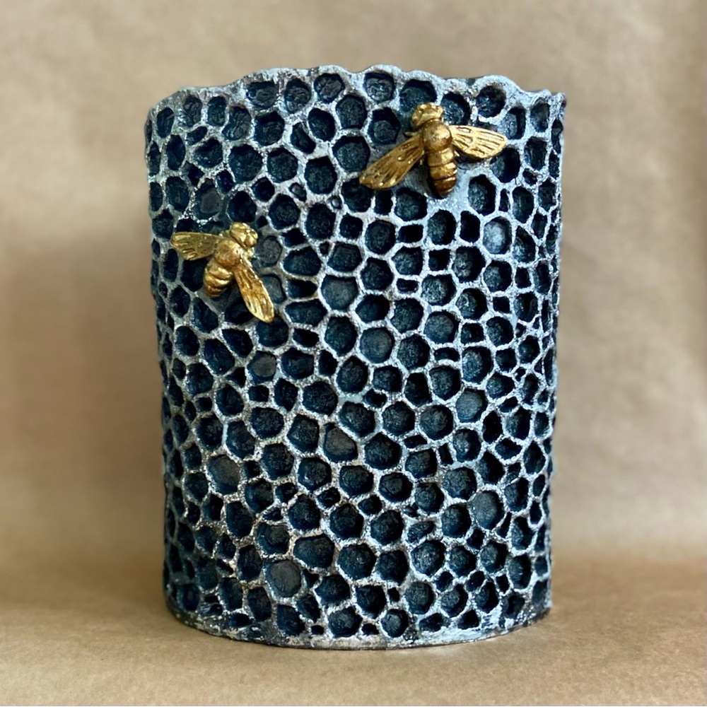 Sagebrook Home polyresin honeycomb vase